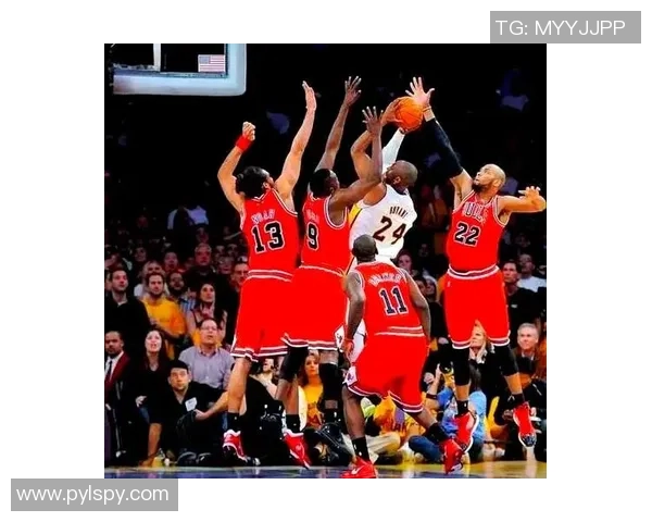 北京篮球队包夹战术解析与实战应用探讨