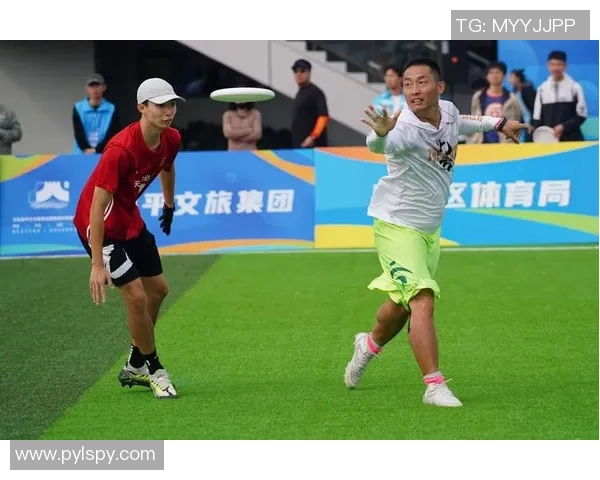 周丽独家分享飞盘运动技巧与心得体会助你轻松掌握飞盘乐趣 周丽独家分享飞盘运动技巧与心得体会助你轻松掌握飞盘乐趣