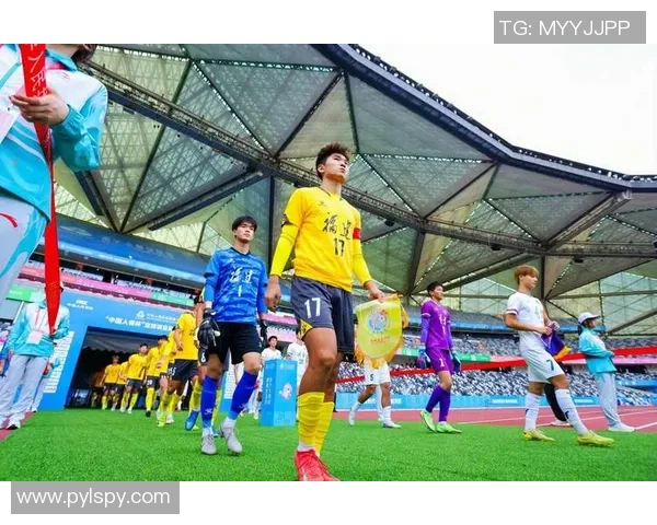 深圳足球队在钻石联赛中的灵活性表现引发热议与期待